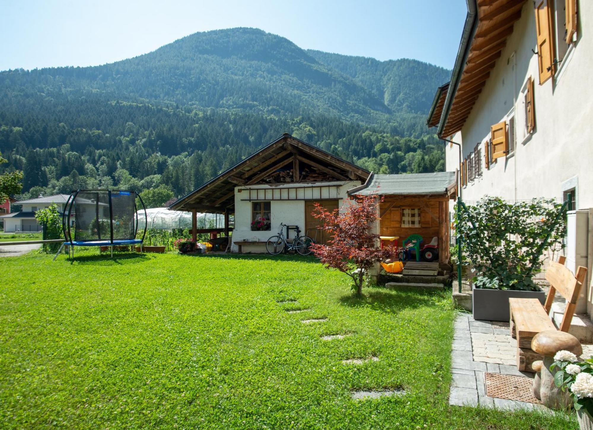 La Lesivera Bed And Breakfast Tione di Trento Exterior foto